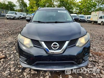 Piąte zdjęcie samochodu w środku: 2016 NISSAN ROGUE SV VIN:5N1AT2MV0GC842337 - miniatura