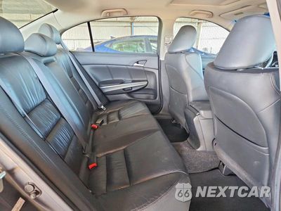 Zdjęcie 10 z 12 samochodu: 2008 HONDA ACCORD EXL VIN:1HGCP26808A114329 - miniatura