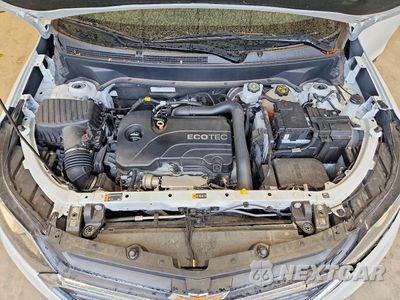 Zdjęcie 12 z 13 samochodu: 2019 CHEVROLET EQUINOX LT VIN:2GNAXKEV0K6188360 - miniatura