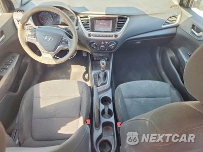 Zdjęcie 8 z 13 samochodu: 2019 HYUNDAI ACCENT SE VIN:3KPC24A30KE085097 - miniatura
