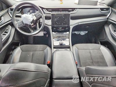 Zdjęcie 8 z 14 samochodu: 2025 JEEP GRAND CHEROKEE L LAREDO VIN:1C4RJKAG4S8640180 - miniatura