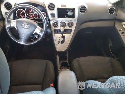 Zdjęcie 8 z 13 samochodu: 2009 TOYOTA MATRIX XRS VIN:2T1GE40EX9C004658 - miniatura