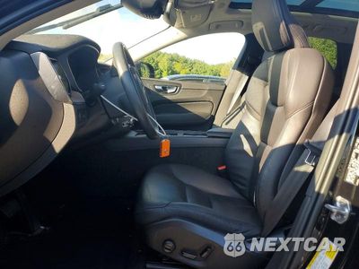 Zdjęcie 7 z 13 samochodu: 2021 VOLVO XC60 T5 MOMENTUM VIN:YV4102RK3M1841120 - miniatura
