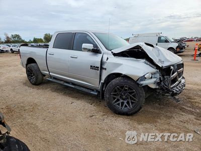 Czwarte zdjęcie samochodu z boku: 2018 RAM 1500 SPORT VIN:1C6RR7UT1JS337381 - miniatura