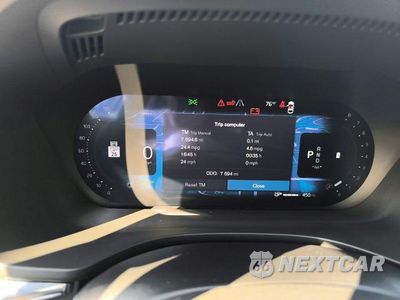 Zdjęcie 8 z 15 samochodu: 2026 VOLVO XC60 PLUS VIN:YV4M12RC2T1336011 - miniatura