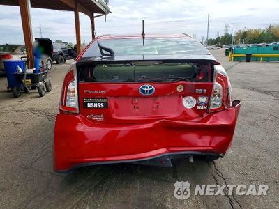 Zdjęcie 6 z 12 samochodu: 2014 TOYOTA PRIUS TWO VIN:JTDKN3DUXE0392145 - miniatura