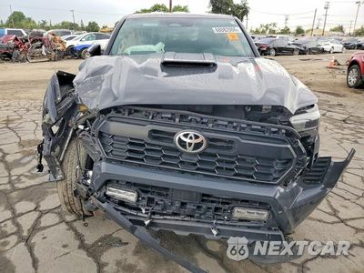 Piąte zdjęcie samochodu w środku: 2024 TOYOTA TACOMA TRD SPORT VIN:3TMLB5JNXRM006185 - miniatura