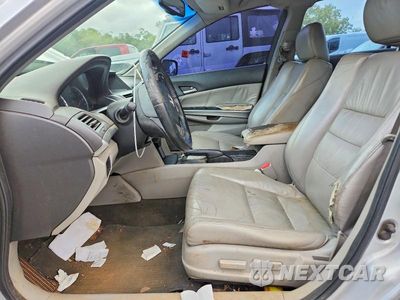 Zdjęcie 7 z 12 samochodu: 2010 HONDA ACCORD EXL VIN:1HGCP2F86AA110002 - miniatura
