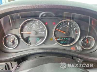 Zdjęcie 9 z 12 samochodu: 2014 JEEP WRANGLER UNLIMITED RUBICON VIN:1C4BJWFG1EL256862 - miniatura
