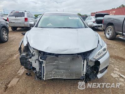 Piąte zdjęcie samochodu w środku: 2017 NISSAN ALTIMA 2.5 SL VIN:1N4AL3AP7HC201841 - miniatura