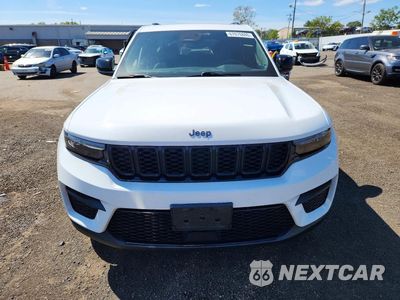 Piąte zdjęcie samochodu w środku: 2023 JEEP GRAND CHEROKEE LAREDO VIN:1C4RJHAG8PC505453 - miniatura