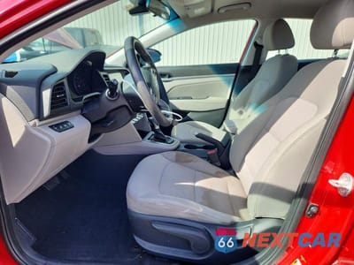 Zdjęcie 7 z 12 samochodu: 2020 HYUNDAI ELANTRA SEL VIN:5NPD84LF7LH551731 - miniatura