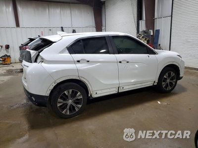 Trzecie zdjęcie samochodu z tyłu: 2018 MITSUBISHI ECLIPSE CROSS SE VIN:JA4AT5AAXJZ070435 - miniatura