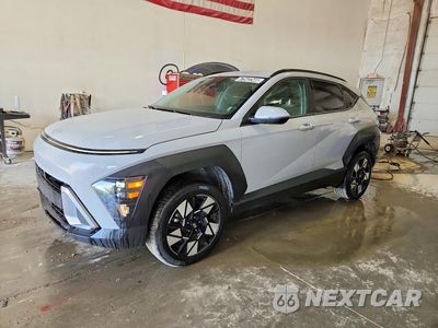 2025 HYUNDAI KONA SEL KM8HBCAB5SU300848 - główne zdjęcie licytacji z USA - miniatura
