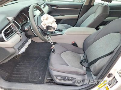 Zdjęcie 7 z 12 samochodu: 2018 TOYOTA CAMRY LE VIN:4T1B11HK7JU545183 - miniatura