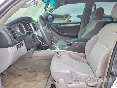 Zdjęcie 7 z 14 samochodu: 2005 TOYOTA 4RUNNER SR5 VIN:JTEBU14RX58042983 - miniatura