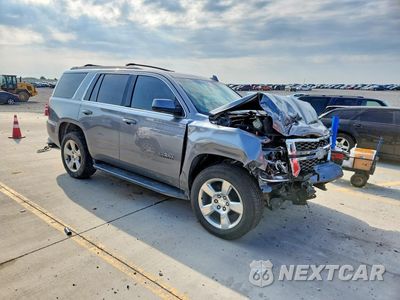 Czwarte zdjęcie samochodu z boku: 2020 CHEVROLET TAHOE C1500 LT VIN:1GNSCBKC3LR142806 - miniatura
