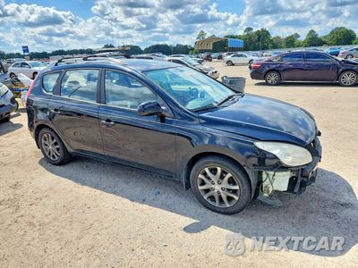 Czwarte zdjęcie samochodu z boku: 2012 HYUNDAI ELANTRA TOURING GLS VIN:KMHDC8AE3CU139212 - miniatura