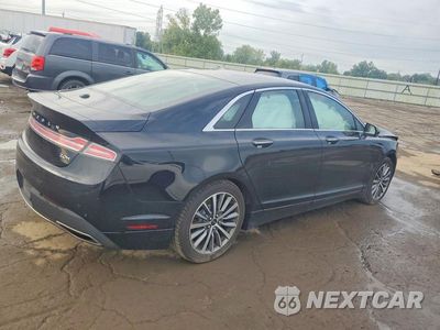 Trzecie zdjęcie samochodu z tyłu: 2019 LINCOLN MKZ VIN:3LN6L5KU0KR621591 - miniatura