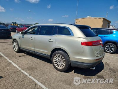Drugie zdjęcie samochodu z przodu: 2010 LINCOLN MKT VIN:2LMHJ5FR3ABJ17283 - miniatura