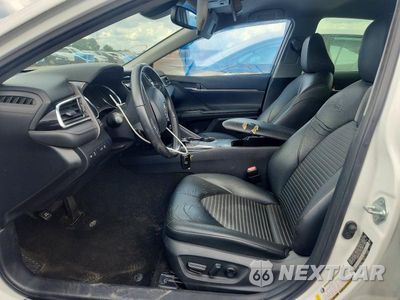 Zdjęcie 7 z 12 samochodu: 2018 TOYOTA CAMRY VIN:JTNB11HK3J3009322 - miniatura