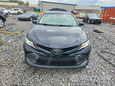 Piąte zdjęcie samochodu w środku: 2018 TOYOTA CAMRY DX VIN:4T1B11HKXJU540320 - miniatura
