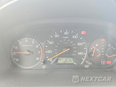 Zdjęcie 9 z 12 samochodu: 2002 HONDA ACCORD EX VIN:1HGCG668X2A171748 - miniatura