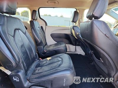 Zdjęcie 11 z 13 samochodu: 2019 CHRYSLER PACIFICA TOURING L VIN:2C4RC1BG9KR650971 - miniatura