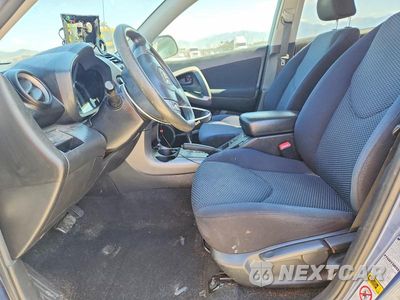 Zdjęcie 7 z 12 samochodu: 2007 TOYOTA RAV4 SPORT VIN:JTMBK32V275039537 - miniatura