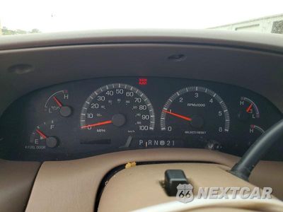 Zdjęcie 9 z 12 samochodu: 1999 FORD EXPEDITION VIN:1FMRU1767XLB43964 - miniatura