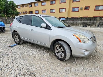 Czwarte zdjęcie samochodu z boku: 2013 NISSAN ROGUE S VIN:JN8AS5MT4DW528695 - miniatura