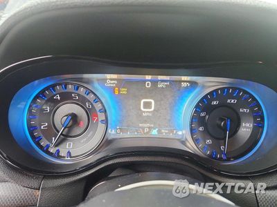 Zdjęcie 9 z 12 samochodu: 2015 CHRYSLER 300 S VIN:2C3CCAGG6FH793097 - miniatura