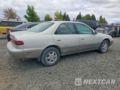 Trzecie zdjęcie samochodu z tyłu: 1999 TOYOTA CAMRY LE VIN:JT2BG22K9X0343746 - miniatura