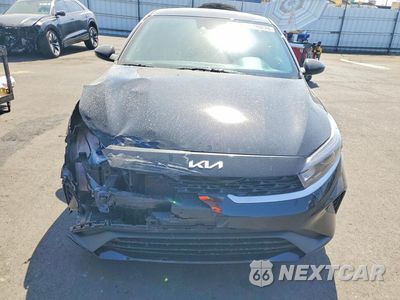 Piąte zdjęcie samochodu w środku: 2024 KIA FORTE LXS VIN:3KPF24AD6RE798361 - miniatura