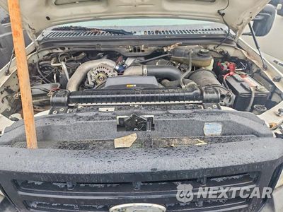 Zdjęcie 11 z 12 samochodu: 2006 FORD F550 SUPER DUTY VIN:1FDAF56P56EA46404 - miniatura