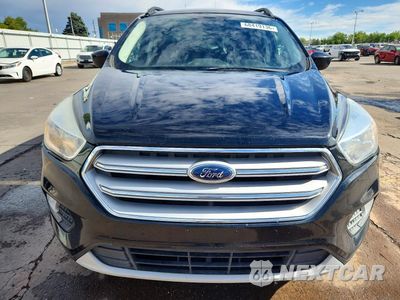 Piąte zdjęcie samochodu w środku: 2018 FORD ESCAPE SE VIN:1FMCU9GD5JUA60103 - miniatura
