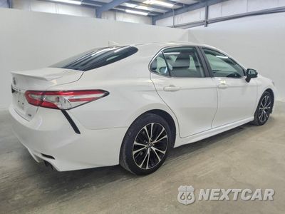 Trzecie zdjęcie samochodu z tyłu: 2019 TOYOTA CAMRY SE VIN:4T1B11HK4KU273287 - miniatura