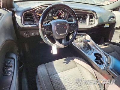 Zdjęcie 8 z 12 samochodu: 2019 DODGE CHALLENGER SXT VIN:2C3CDZAG8KH687734 - miniatura