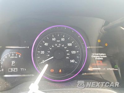 Zdjęcie 9 z 13 samochodu: 2022 HONDA HR-V EX VIN:3CZRU6H5XNM746503 - miniatura