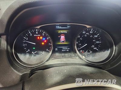 Zdjęcie 9 z 14 samochodu: 2016 NISSAN ROGUE SL VIN:5N1AT2MV6GC761357 - miniatura