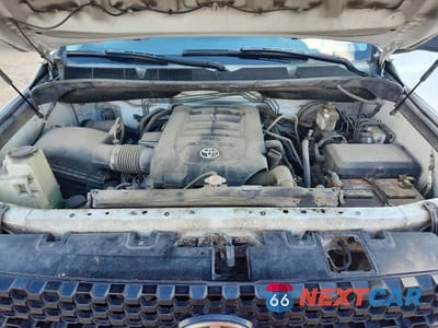 Zdjęcie 11 z 12 samochodu: 2020 TOYOTA TUNDRA SR VIN:5TFTY5F17LX011219 - miniatura