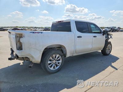 Trzecie zdjęcie samochodu z tyłu: 2023 CHEVROLET SILVERADO K1500 CUSTOM VIN:1GCPDBEK6PZ278027 - miniatura