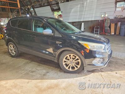 Czwarte zdjęcie samochodu z boku: 2017 FORD ESCAPE SE VIN:1FMCU9GD3HUB85188 - miniatura