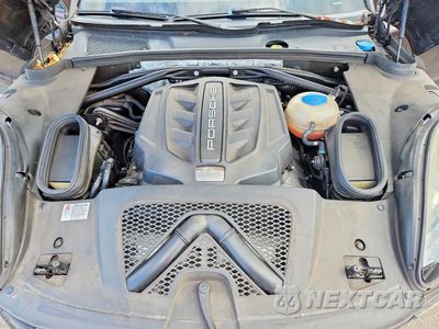 Zdjęcie 11 z 12 samochodu: 2016 PORSCHE MACAN S VIN:WP1AB2A56GLB58970 - miniatura