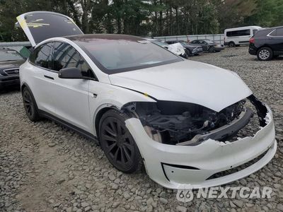 Czwarte zdjęcie samochodu z boku: 2022 TESLA MODEL X VIN:7SAXCBE55NF356882 - miniatura