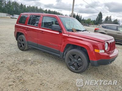 Czwarte zdjęcie samochodu z boku: 2013 JEEP PATRIOT LATITUDE VIN:1C4NJRFB4DD119149 - miniatura