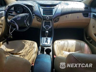 Zdjęcie 8 z 12 samochodu: 2012 HYUNDAI ELANTRA LIMITED VIN:5NPDH4AE8CH143040 - miniatura