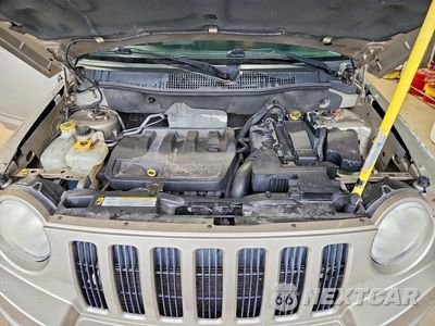 Zdjęcie 12 z 13 samochodu: 2010 JEEP COMPASS SPORT VIN:1J4NF4FBXAD511062 - miniatura