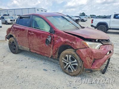 Czwarte zdjęcie samochodu z boku: 2018 TOYOTA RAV4 LE VIN:JTMBFREV3JD227841 - miniatura
