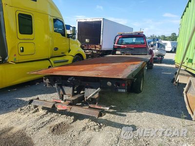 Trzecie zdjęcie samochodu z tyłu: 2011 FORD F650 SUPER DUTY VIN:3FRNF6FC3BV356979 - miniatura
